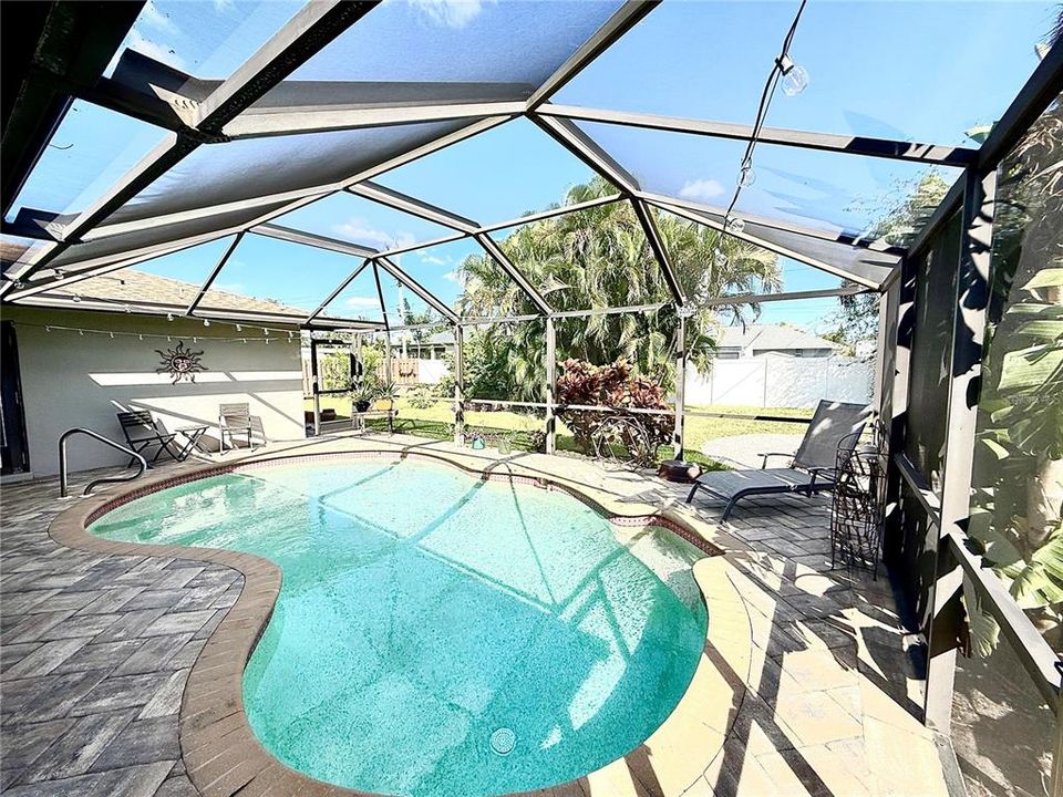 For Sale: $449,000 (3 beds, 2 baths, 1540 Square Feet)