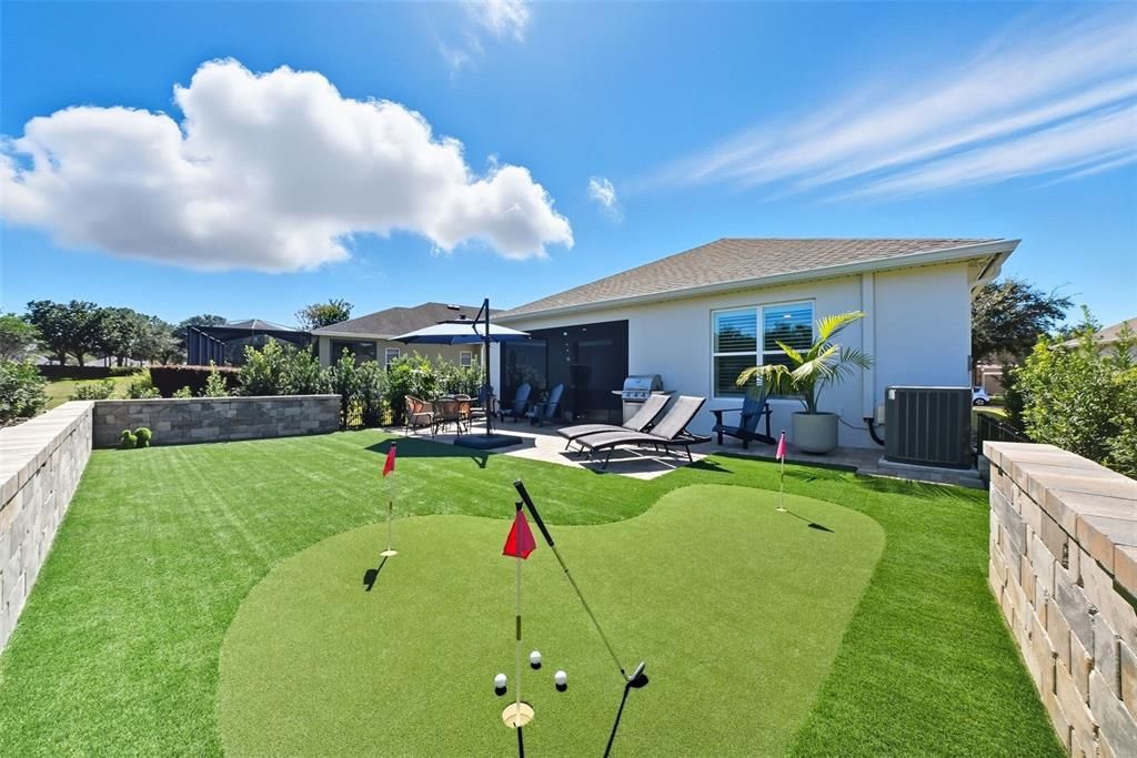 Под контрактом: $359,900 (3 спален, 2 ванн, 1820 Квадратных фут)