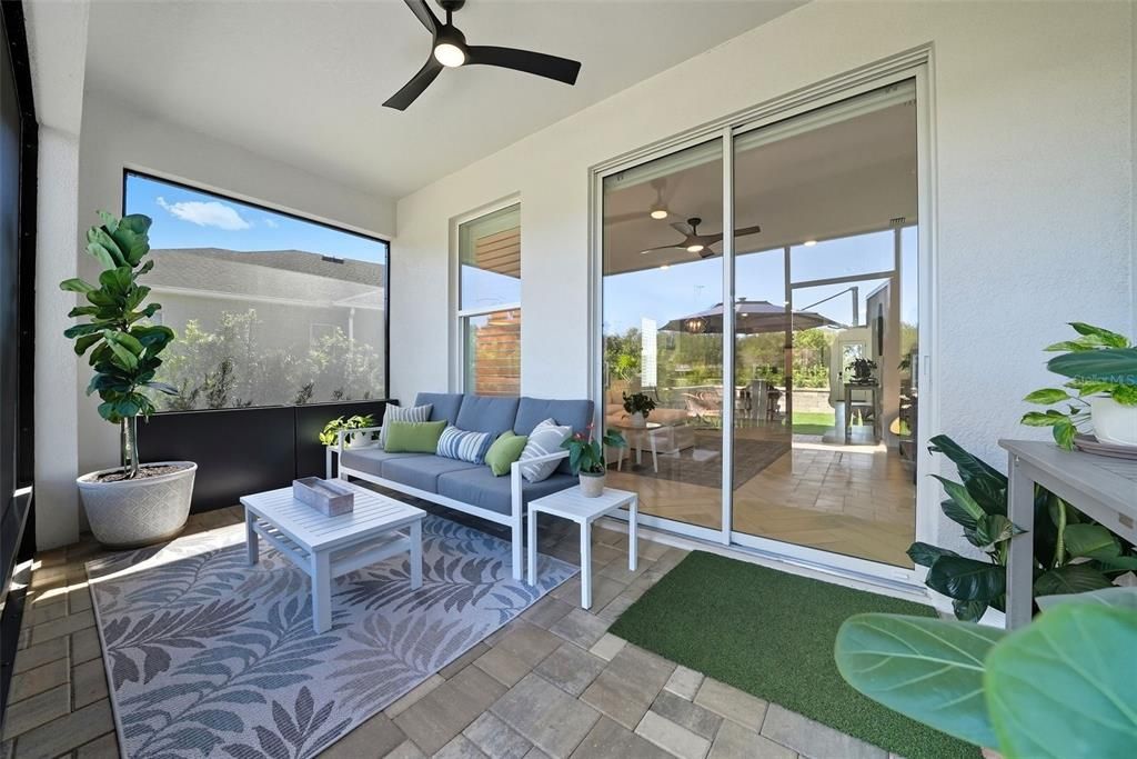 Под контрактом: $359,900 (3 спален, 2 ванн, 1820 Квадратных фут)