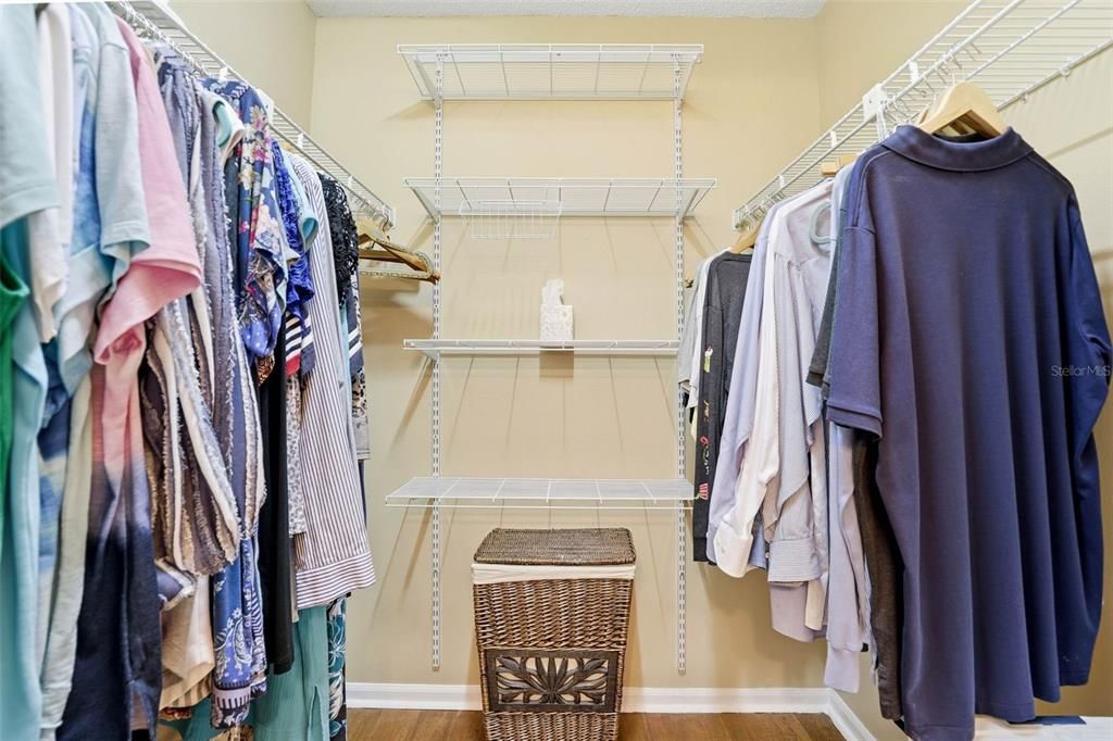 Active With Contract: $445,000 (3 beds, 2 baths, 1800 Square Feet)