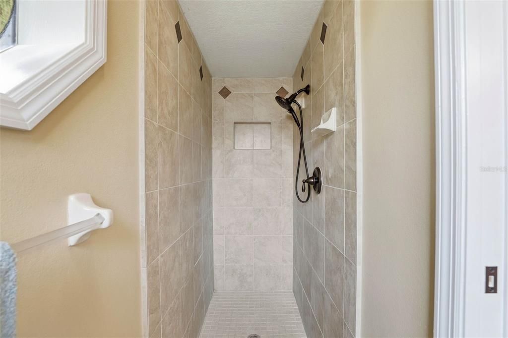 Active With Contract: $445,000 (3 beds, 2 baths, 1800 Square Feet)