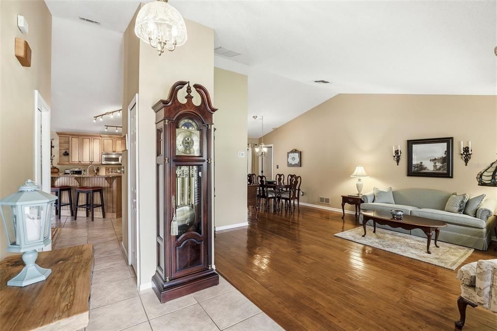 Active With Contract: $445,000 (3 beds, 2 baths, 1800 Square Feet)