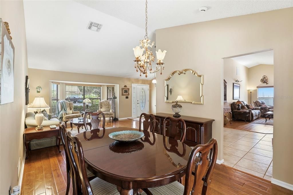 Active With Contract: $445,000 (3 beds, 2 baths, 1800 Square Feet)