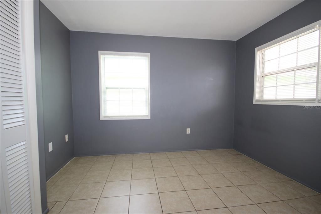 For Rent: $2,000 (3 beds, 2 baths, 1139 Square Feet)
