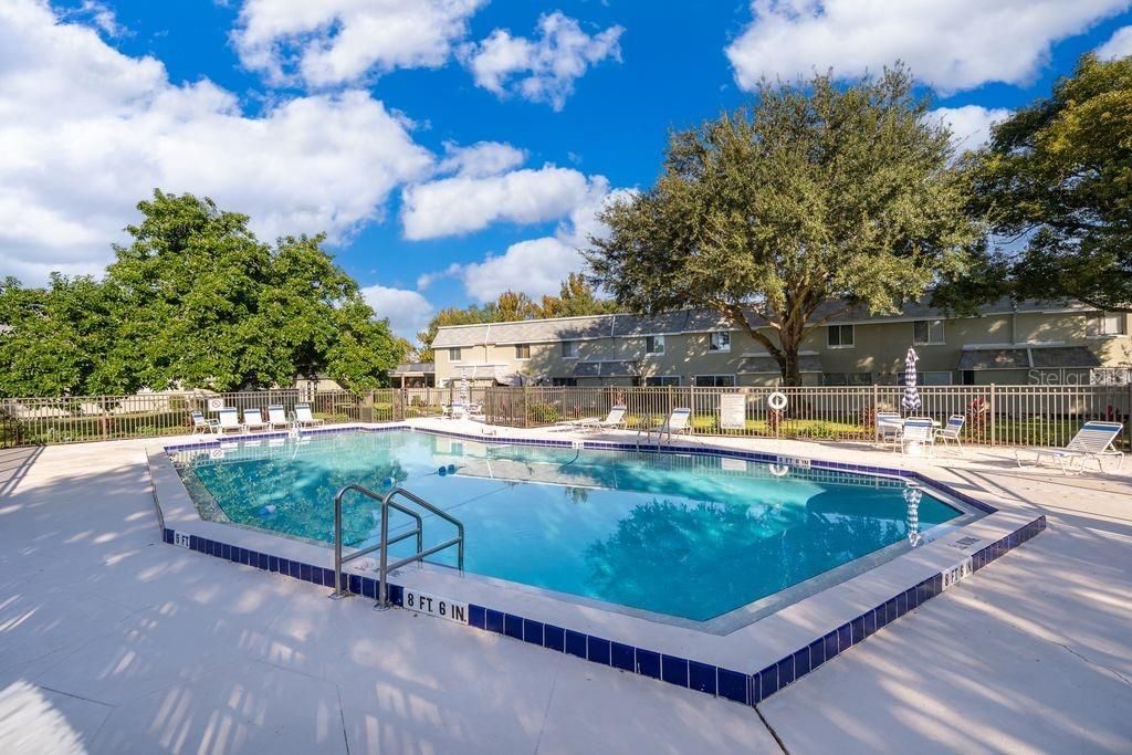 For Sale: $115,000 (1 beds, 1 baths, 576 Square Feet)