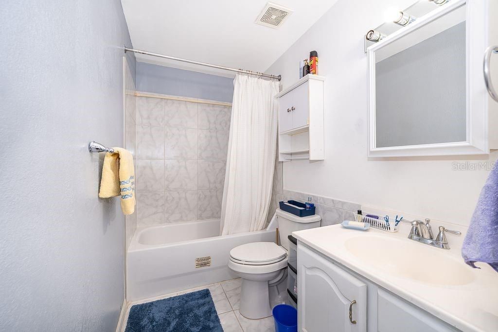 For Sale: $115,000 (1 beds, 1 baths, 576 Square Feet)