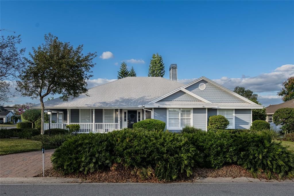 Activo con contrato: $525,000 (3 camas, 2 baños, 2509 Pies cuadrados)