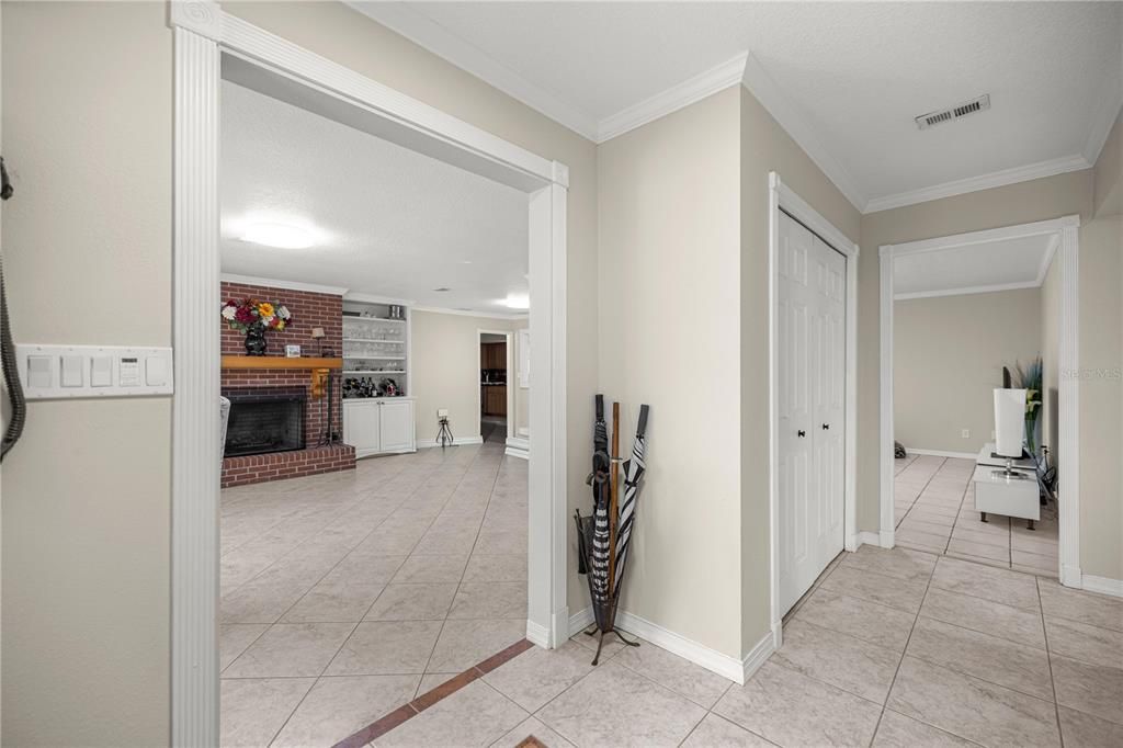 待售: $790,000 (3 贝兹, 2 浴室, 2190 平方英尺)