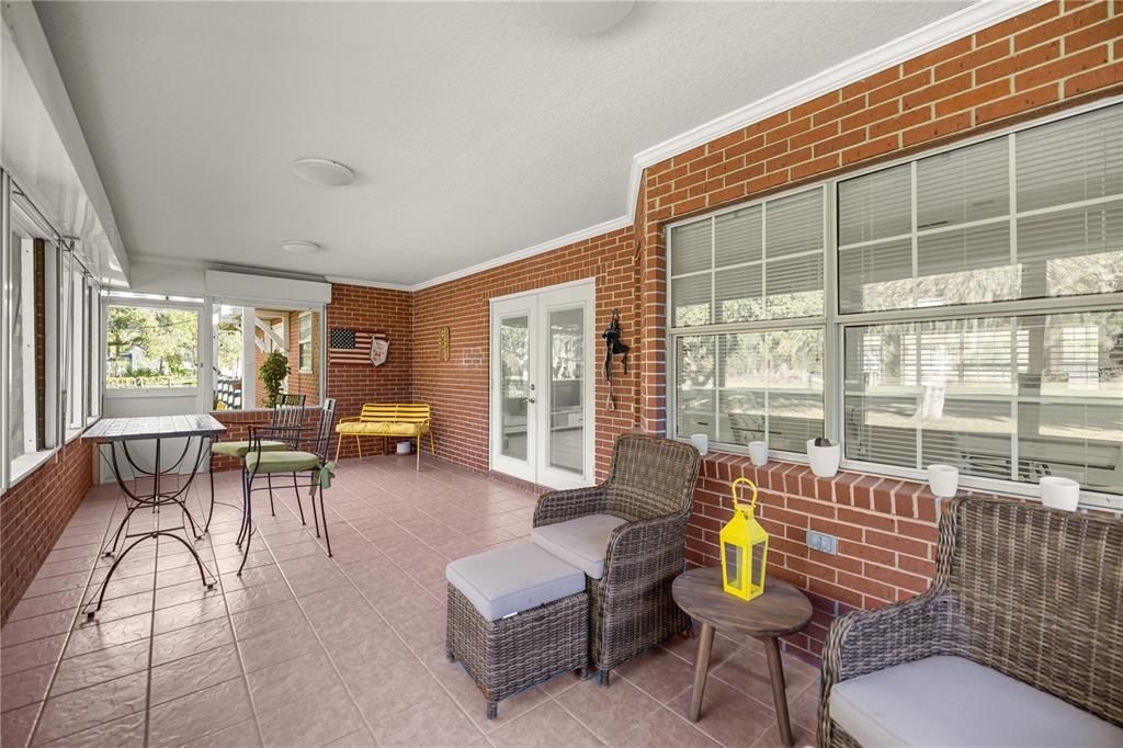 待售: $790,000 (3 贝兹, 2 浴室, 2190 平方英尺)