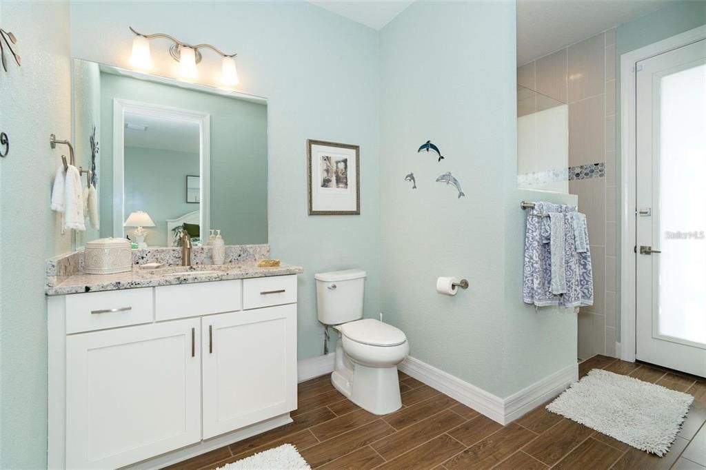 For Sale: $799,900 (3 beds, 3 baths, 2373 Square Feet)