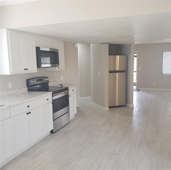 出租: $1,895 (3 贝兹, 2 浴室, 1542 平方英尺)