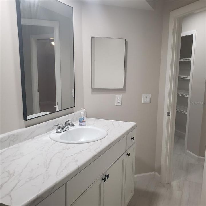 出租: $1,895 (3 贝兹, 2 浴室, 1542 平方英尺)