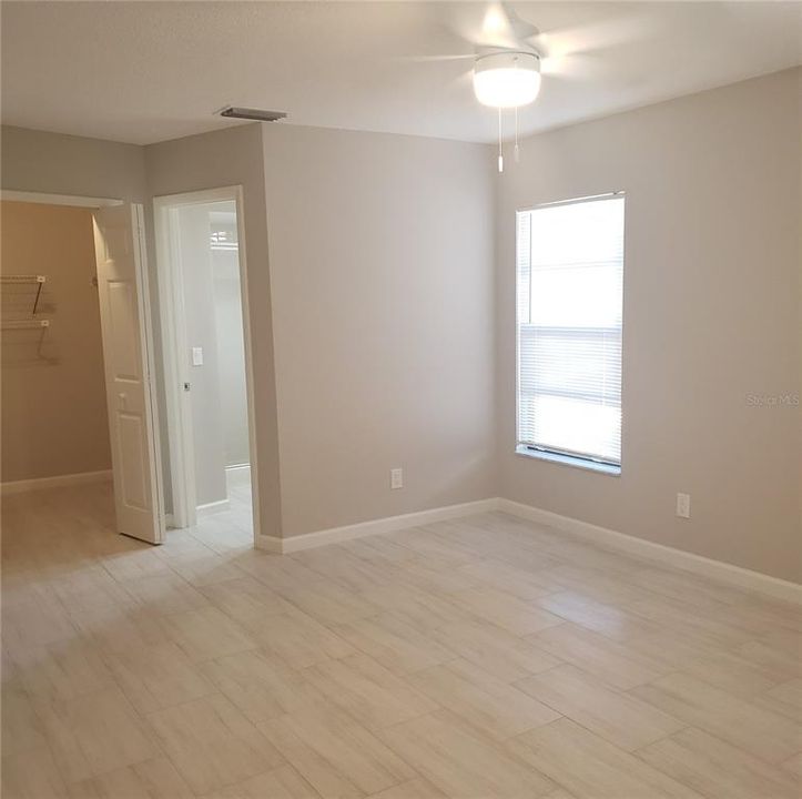 出租: $1,895 (3 贝兹, 2 浴室, 1542 平方英尺)