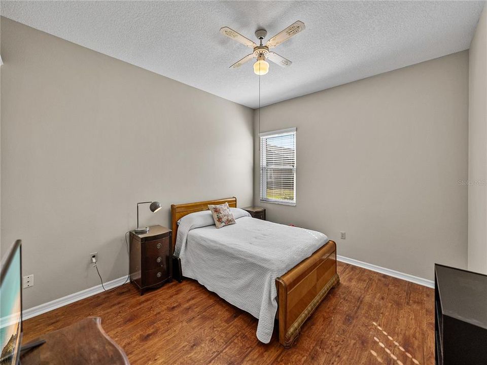 For Sale: $279,999 (2 beds, 2 baths, 1397 Square Feet)