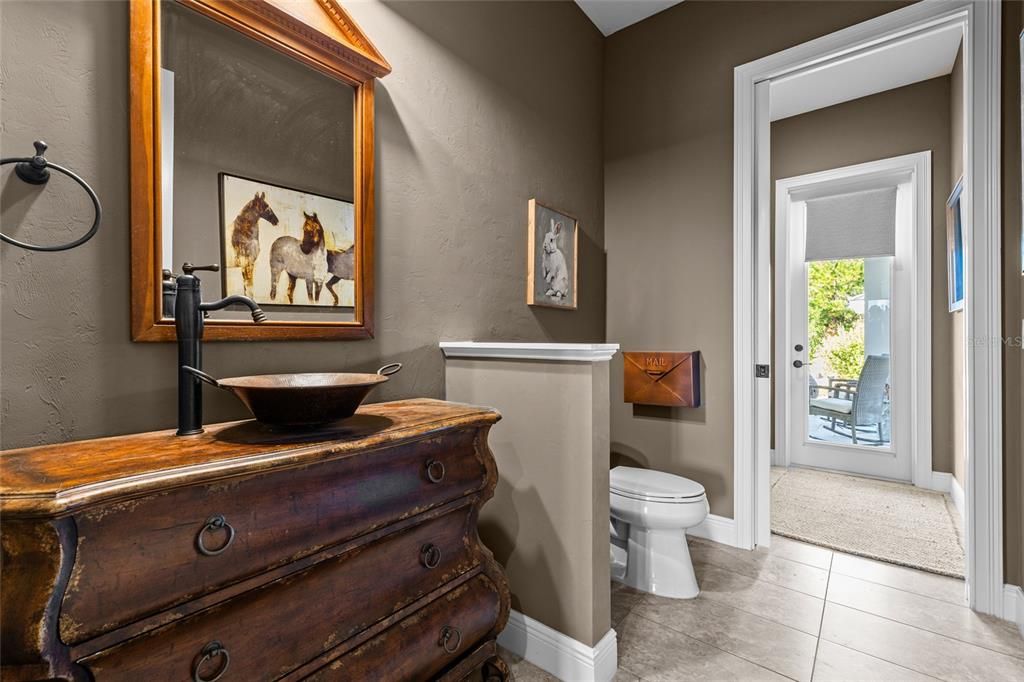 Active With Contract: $3,850,000 (5 beds, 5 baths, 6930 Square Feet)