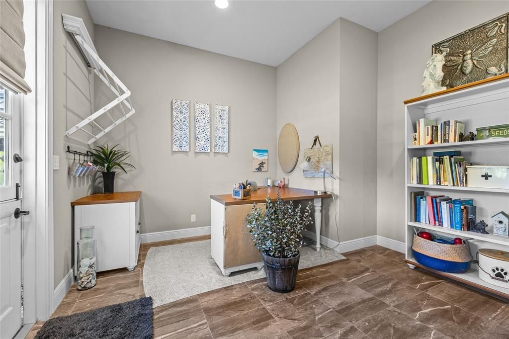 Active With Contract: $3,850,000 (5 beds, 5 baths, 6930 Square Feet)