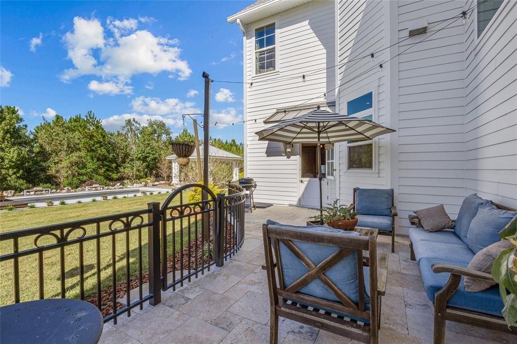 Active With Contract: $3,850,000 (5 beds, 5 baths, 6930 Square Feet)