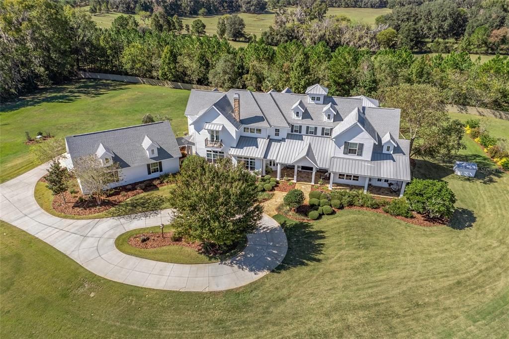 Active With Contract: $3,850,000 (5 beds, 5 baths, 6930 Square Feet)