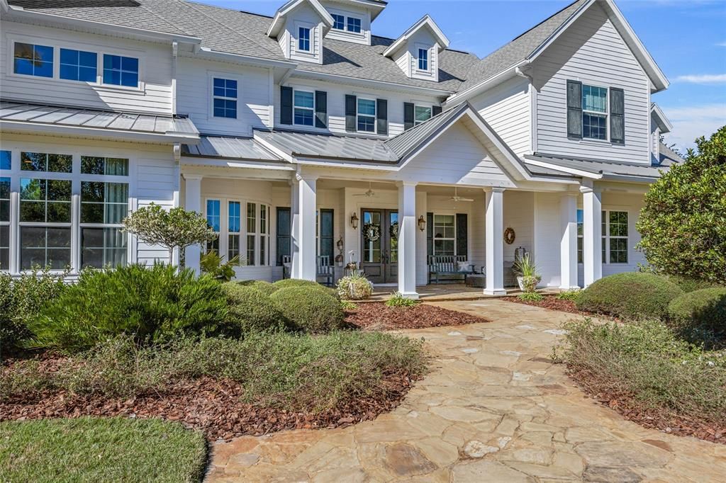 Active With Contract: $3,850,000 (5 beds, 5 baths, 6930 Square Feet)