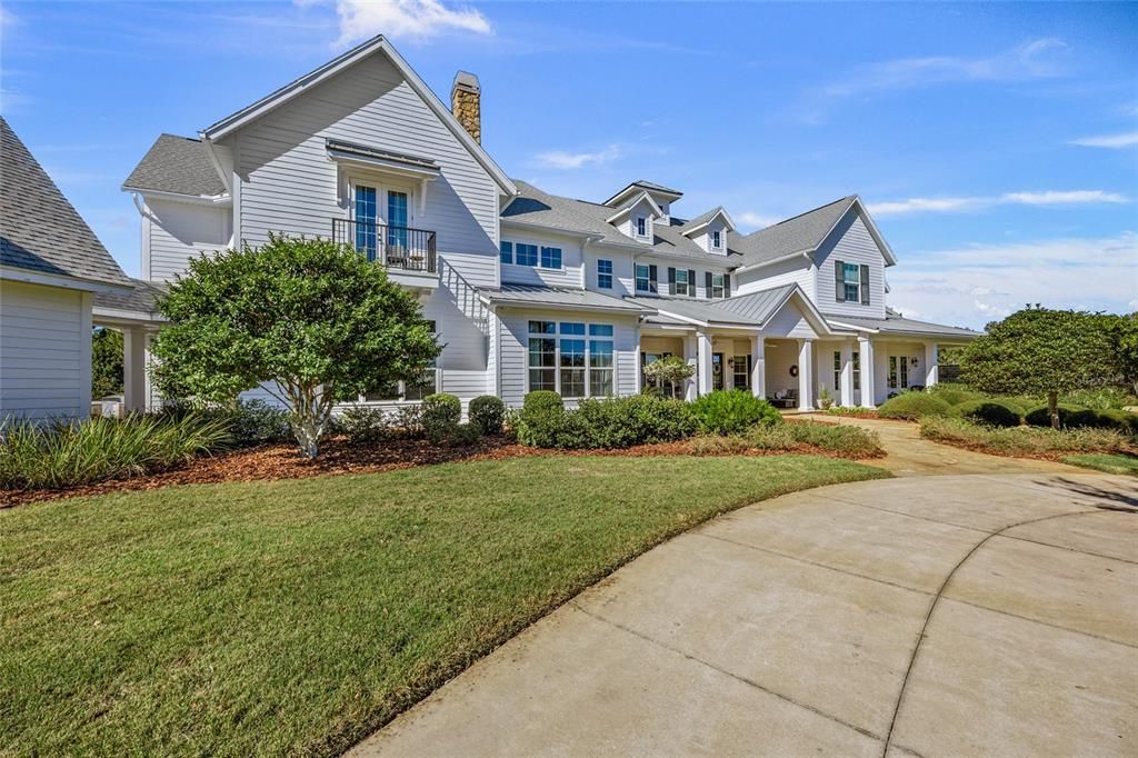 Active With Contract: $3,850,000 (5 beds, 5 baths, 6930 Square Feet)