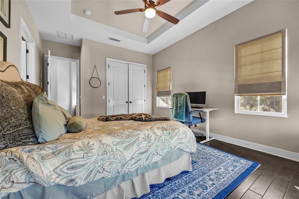 Active With Contract: $3,850,000 (5 beds, 5 baths, 6930 Square Feet)