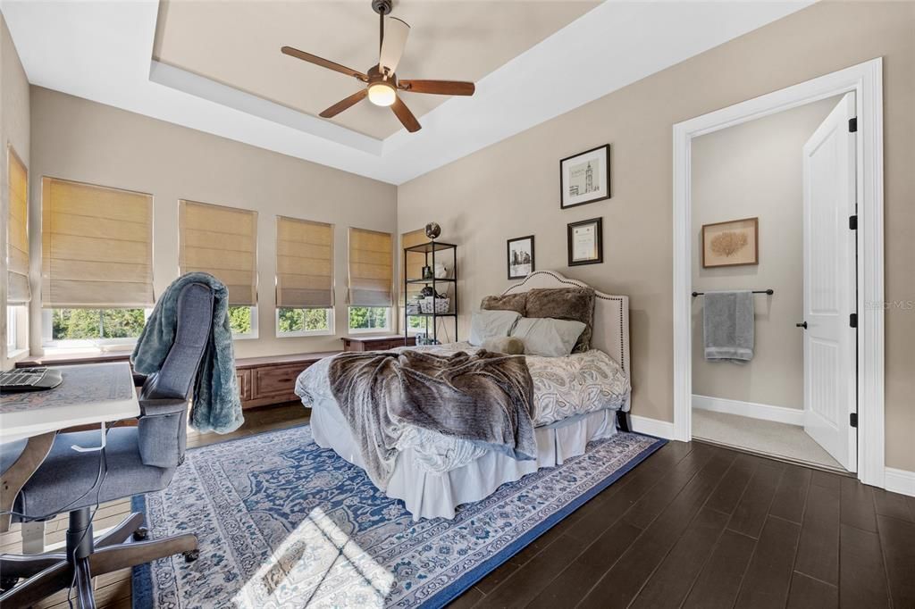 Active With Contract: $3,850,000 (5 beds, 5 baths, 6930 Square Feet)