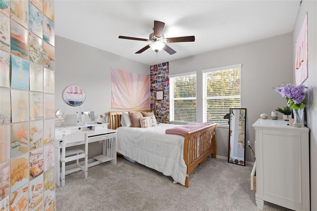 На продажу: $825,000 (6 спален, 4 ванн, 4346 Квадратных фут)