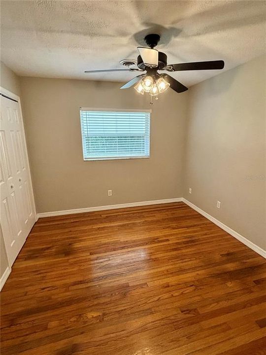 For Sale: $229,900 (3 beds, 2 baths, 1200 Square Feet)