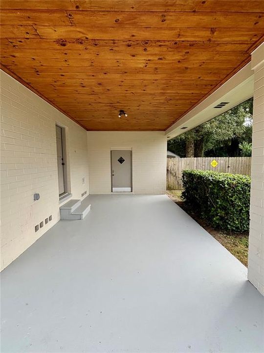 For Sale: $229,900 (3 beds, 2 baths, 1200 Square Feet)