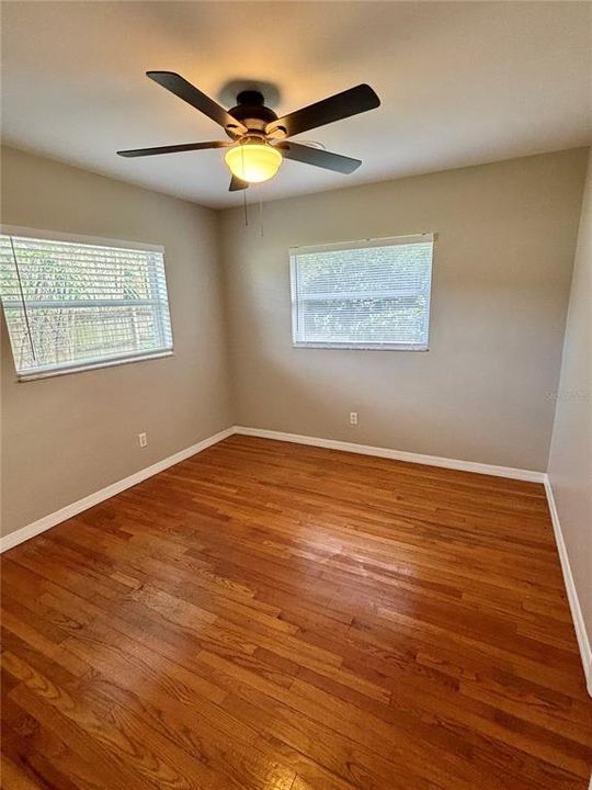 For Sale: $229,900 (3 beds, 2 baths, 1200 Square Feet)