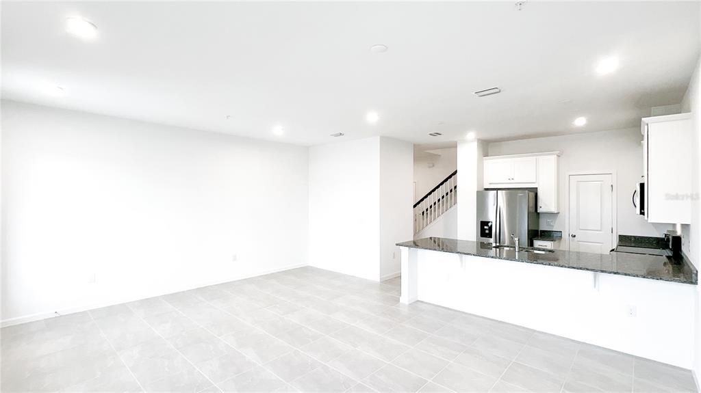 En Renta: $2,390 (3 camas, 2 baños, 1476 Pies cuadrados)