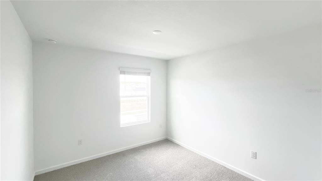 En Renta: $2,390 (3 camas, 2 baños, 1476 Pies cuadrados)