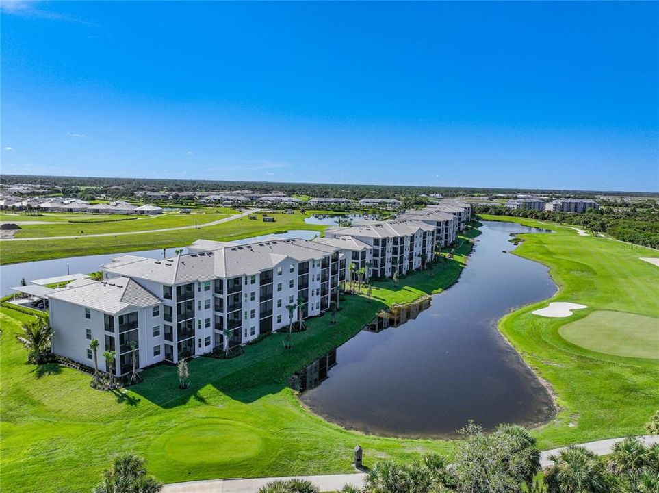 На продажу: $249,000 (2 спален, 2 ванн, 1198 Квадратных фут)