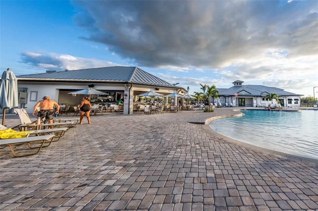 На продажу: $249,000 (2 спален, 2 ванн, 1198 Квадратных фут)