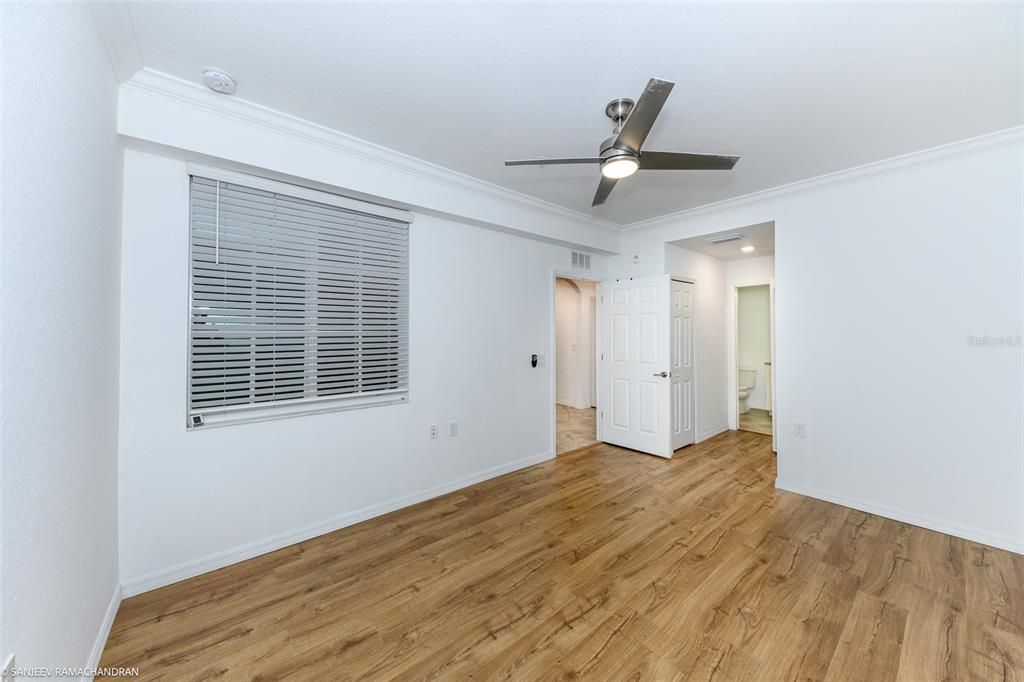 На продажу: $249,000 (2 спален, 2 ванн, 1198 Квадратных фут)