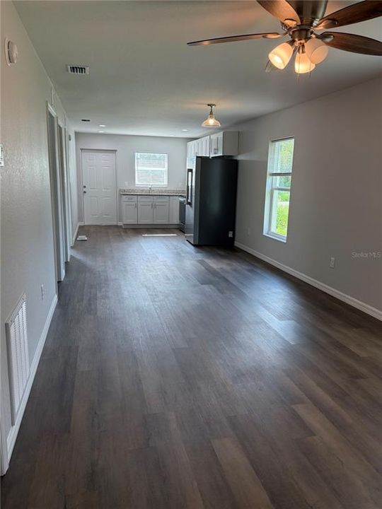 For Sale: $209,000 (2 beds, 2 baths, 1200 Square Feet)