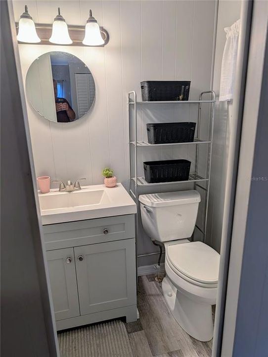 For Sale: $219,000 (2 beds, 1 baths, 800 Square Feet)