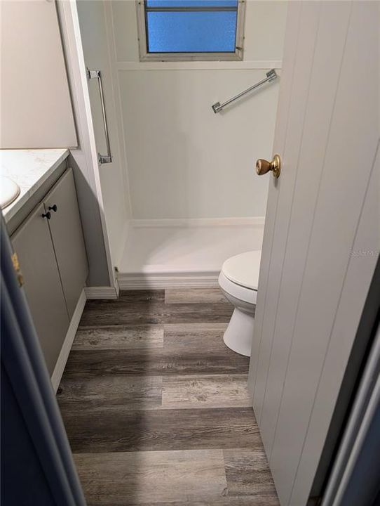 For Sale: $219,000 (2 beds, 1 baths, 800 Square Feet)