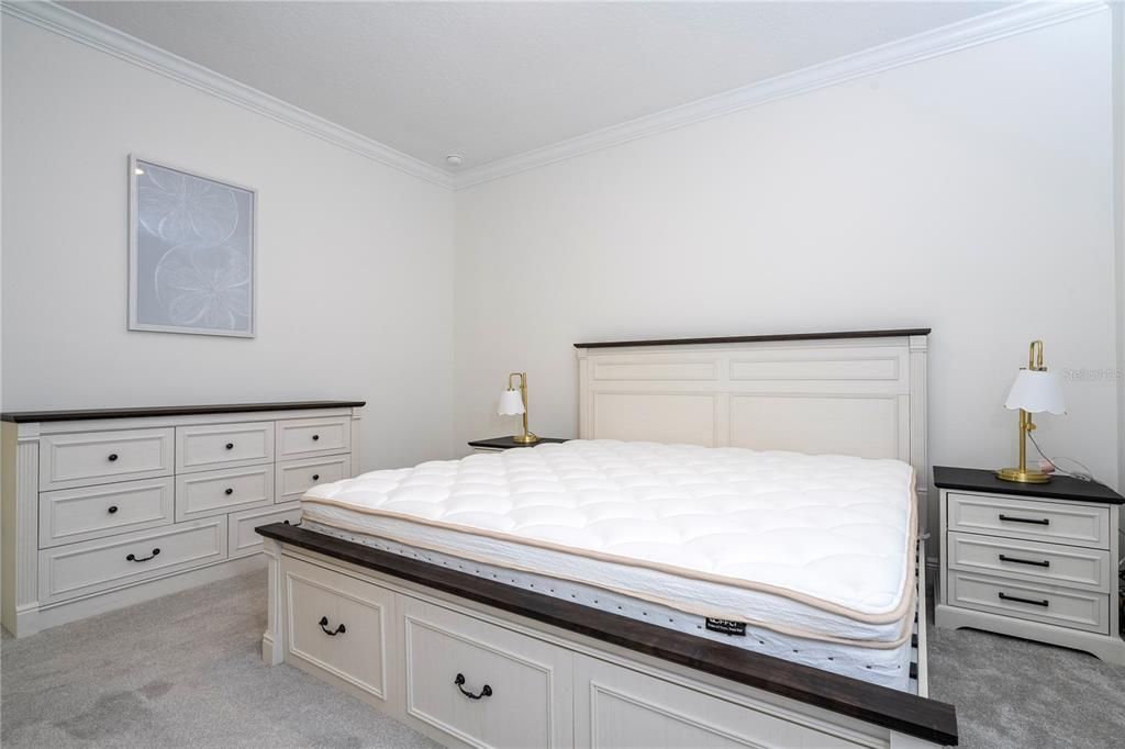 待售: $759,000 (6 贝兹, 4 浴室, 4142 平方英尺)