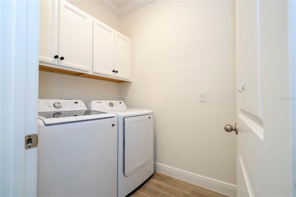 待售: $759,000 (6 贝兹, 4 浴室, 4142 平方英尺)