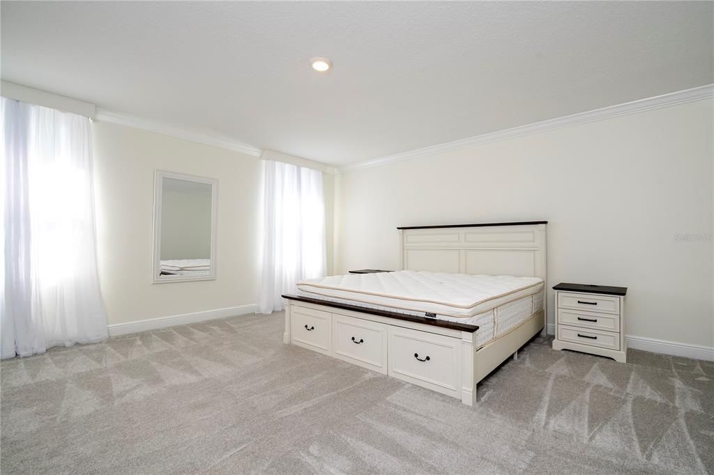 待售: $759,000 (6 贝兹, 4 浴室, 4142 平方英尺)