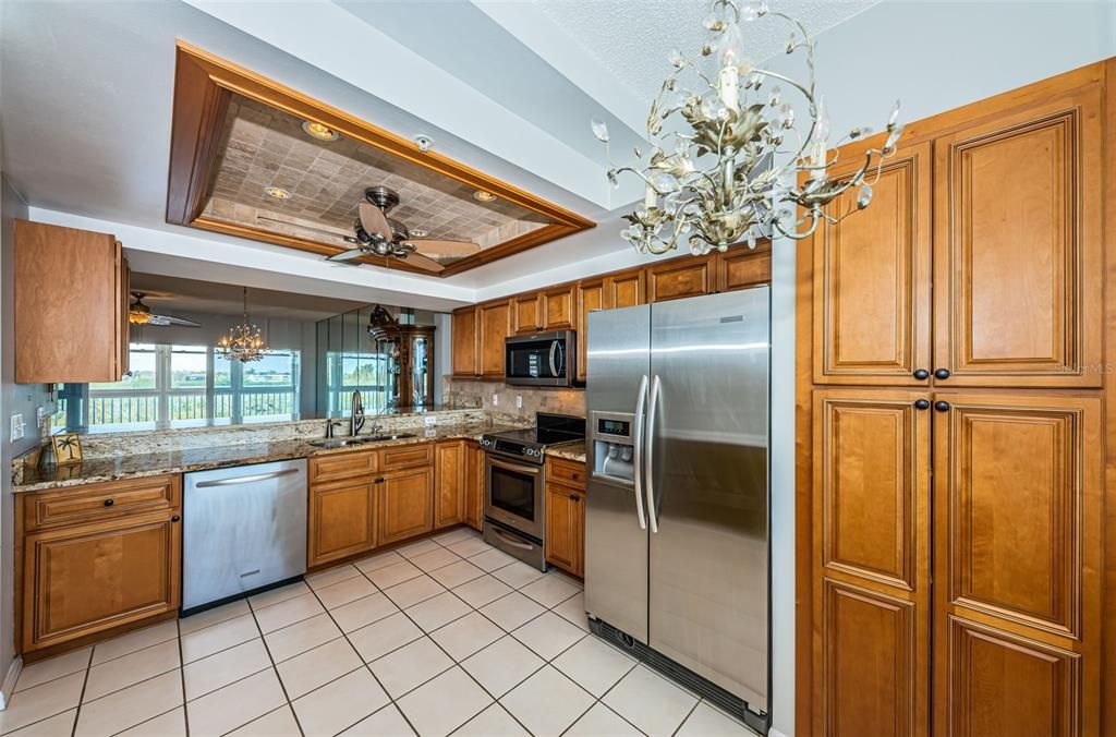 待售: $415,000 (3 贝兹, 2 浴室, 1595 平方英尺)