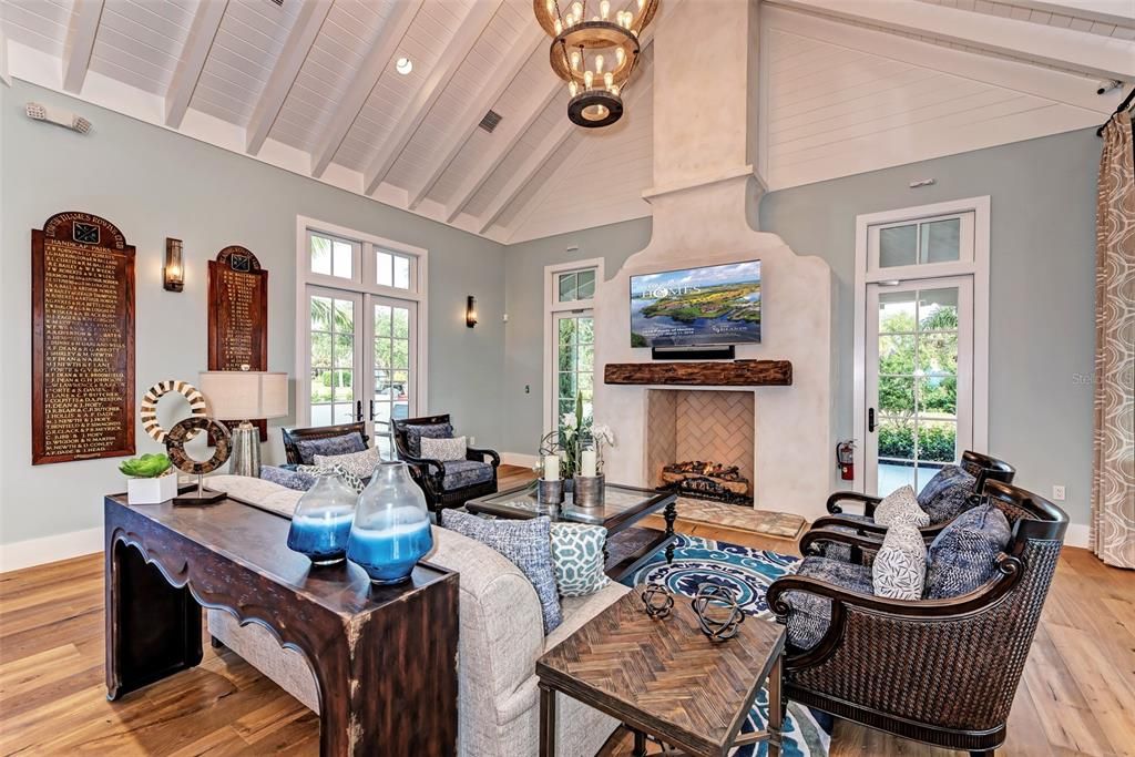 待售: $544,900 (0.43 acres)