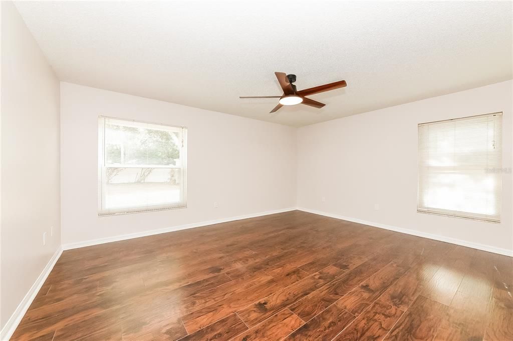 For Sale: $439,900 (4 beds, 2 baths, 2462 Square Feet)