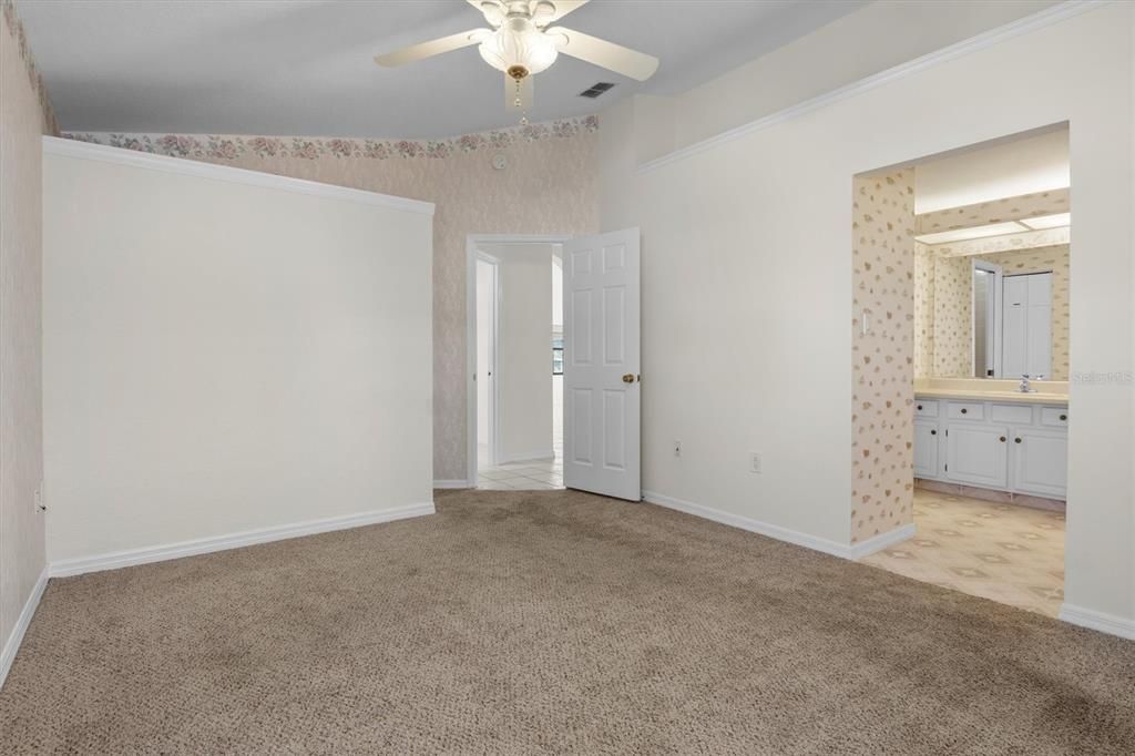 待售: $284,000 (3 贝兹, 2 浴室, 1441 平方英尺)