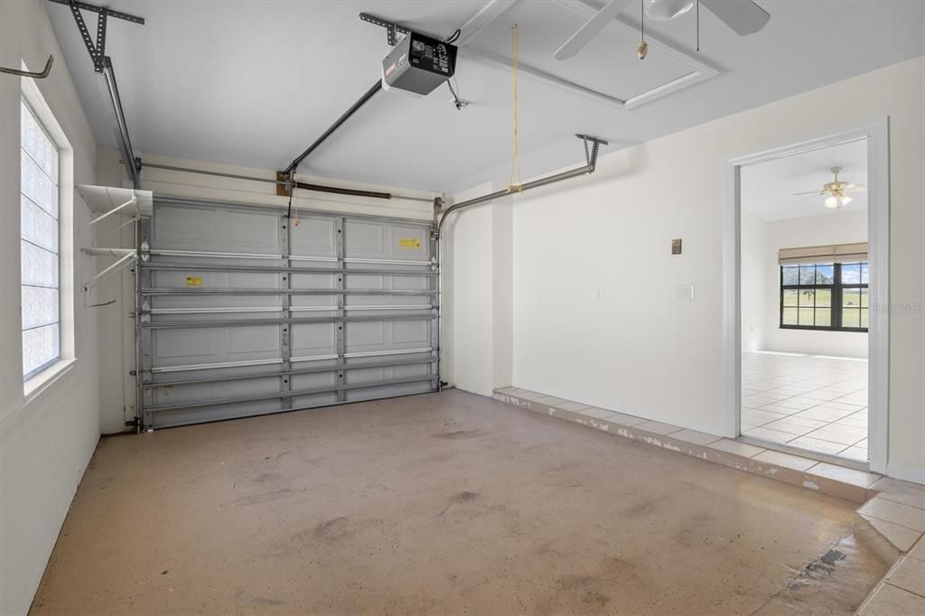 待售: $284,000 (3 贝兹, 2 浴室, 1441 平方英尺)