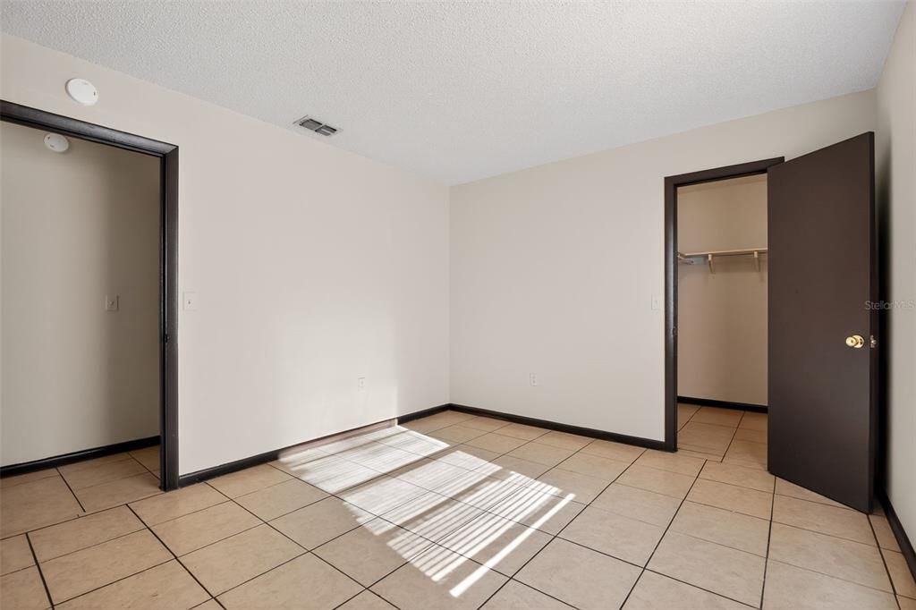 En Venta: $218,000 (3 camas, 2 baños, 1296 Pies cuadrados)