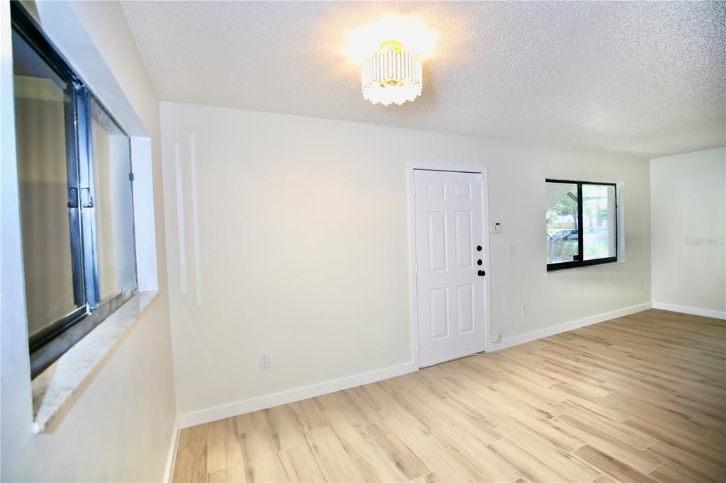 En Venta: $154,900 (2 camas, 2 baños, 960 Pies cuadrados)