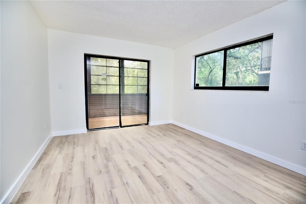 En Venta: $154,900 (2 camas, 2 baños, 960 Pies cuadrados)