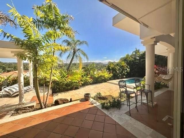 En Renta: $7,500 (4 camas, 4 baños, 5000 Pies cuadrados)